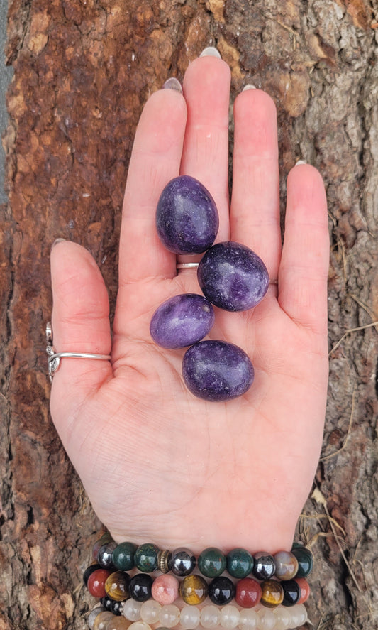 Lepediolite Tumble stone