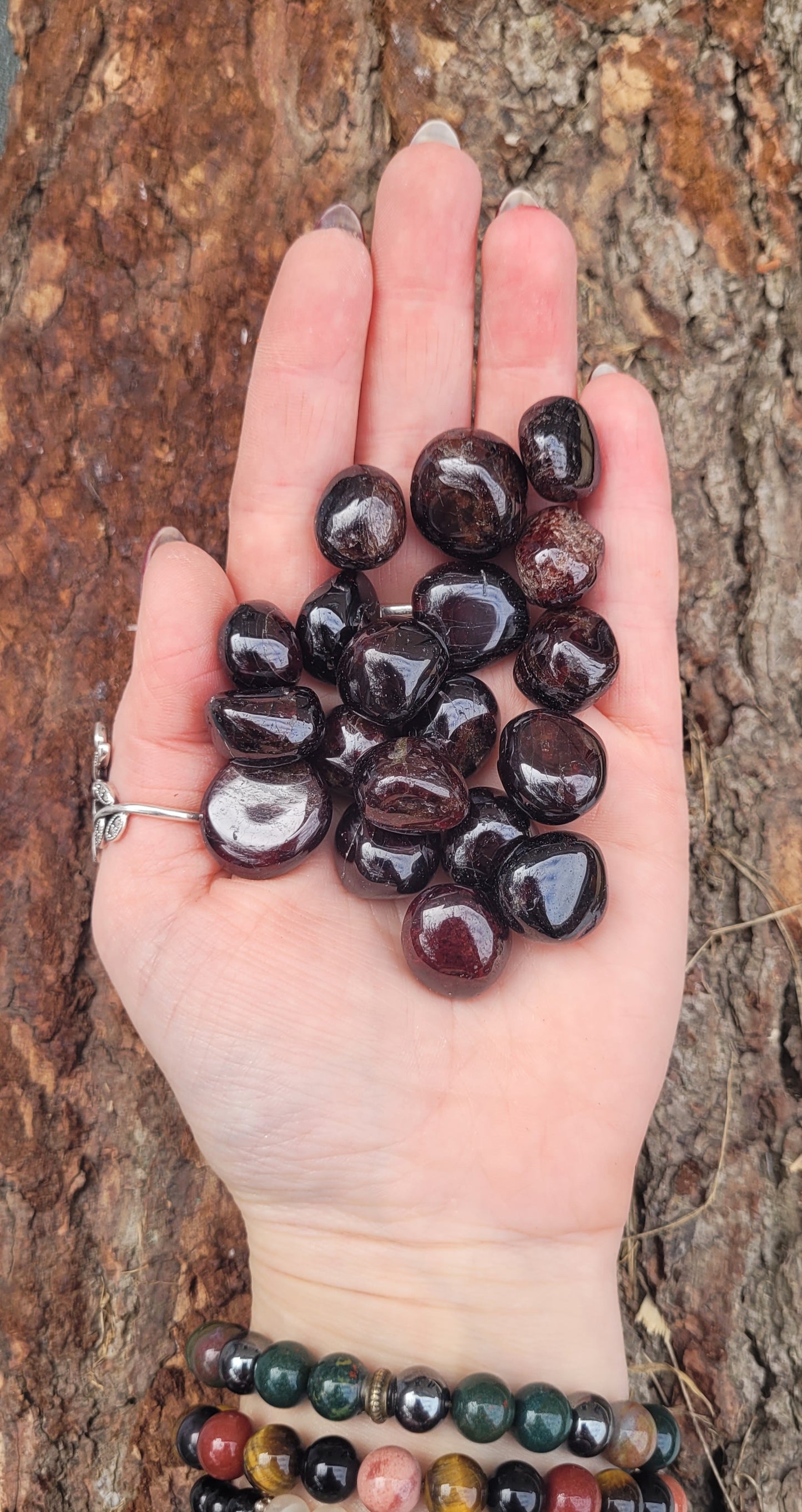 Garnet Tumble stone